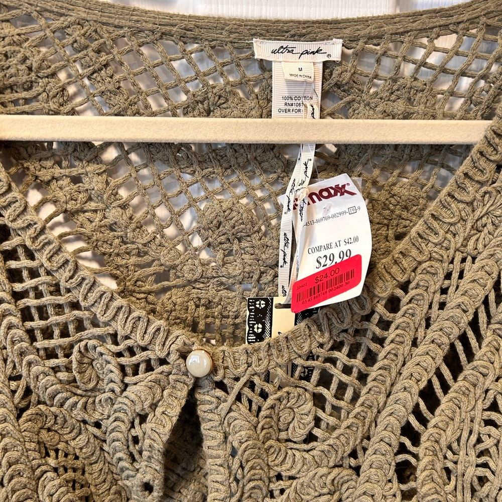 Ultra Pink Olive Crochet Cardigan - Picture 2 of 6